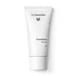 DR. HAUSCHKA Vyživující pleťový make-up s minerálními pigmenty 30 ml 06 Walnut