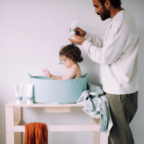 NAIF Hydratační mycí krém pro děti a miminka přírodní