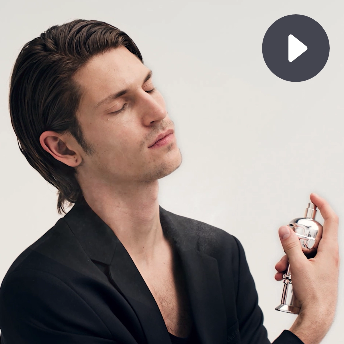 Video KARL LAGERFELD Ikonik Absolu parfémovaná voda pro muže